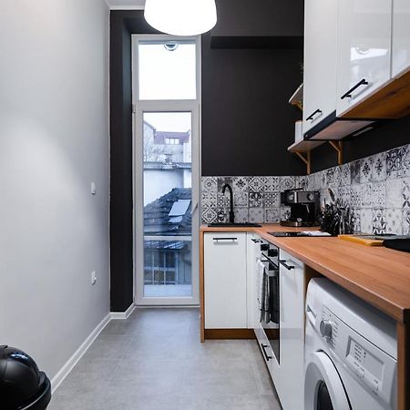 New Black & White - 2Bdr Apartment With Balcony Sofya Dış mekan fotoğraf