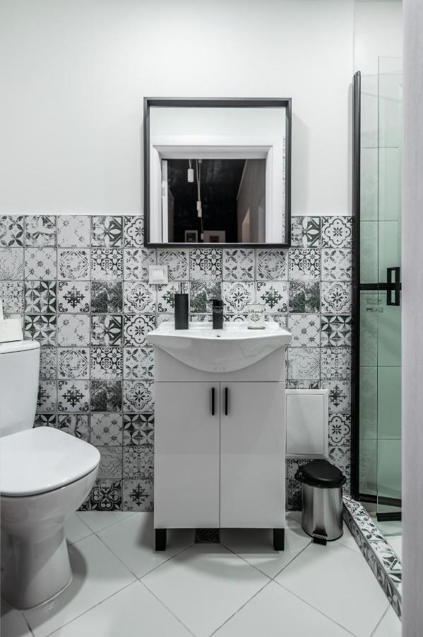 New Black & White - 2Bdr Apartment With Balcony Sofya Dış mekan fotoğraf