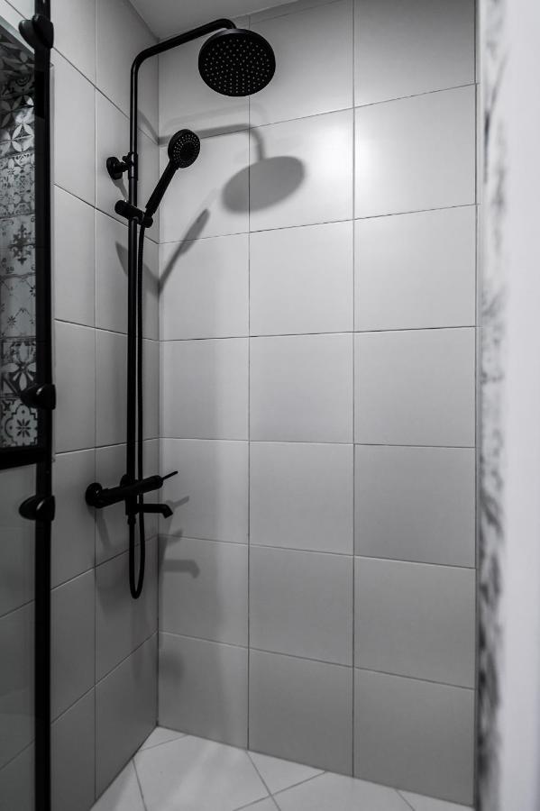 New Black & White - 2Bdr Apartment With Balcony Sofya Dış mekan fotoğraf